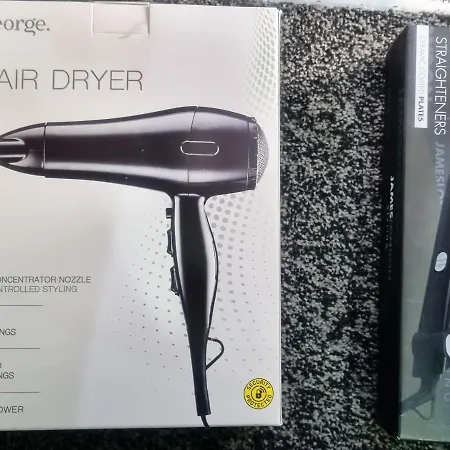 *rd12s* For Your Relaxed & Cosy + Free Parking + Free Fast Wifi * Habitación en casa particular *