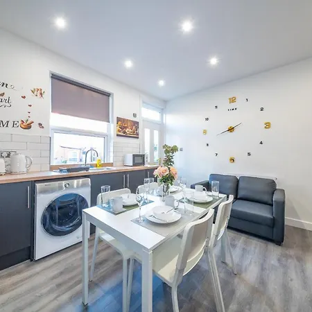 Habitación en casa particular *rd12s* For Your Relaxed & Cosy + Free Parking + Free Fast Wifi * Leeds (West Yorkshire)