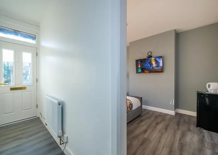 *rd12s* For Your Relaxed & Cosy + Free Parking + Free Fast Wifi * Homestay szállás Leeds