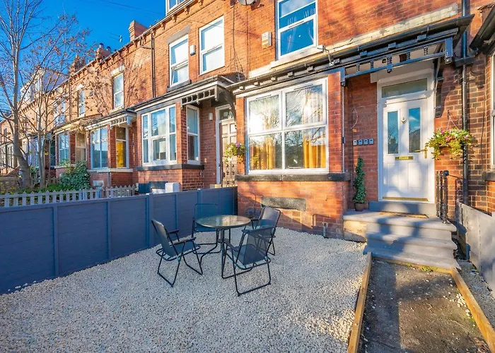 *rd12s* For Your Relaxed & Cosy + Free Parking + Free Fast Wifi * *